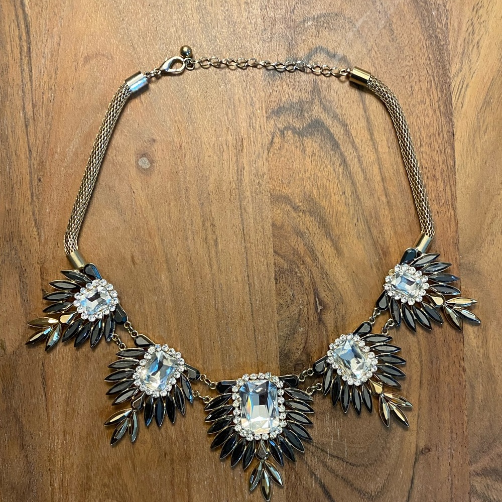 Statement necklace